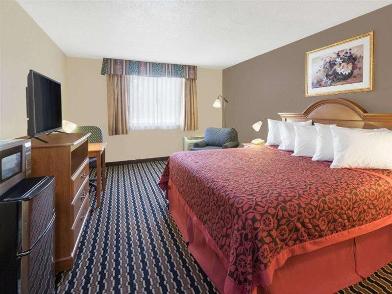 Days By Wyndham Hotel 2*