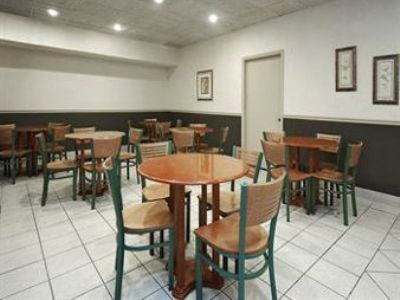 Days By Wyndham Hotel 2*